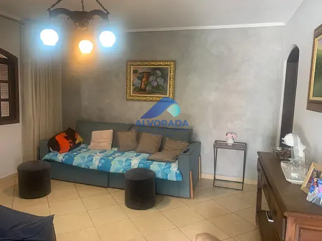Chácara com 1000m² 3 quartos e 5 banheiros, à venda, no bairro Chácara Boa Vista em Santa Isabel