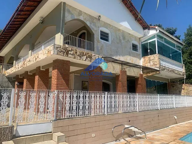 Chácara com 1000m² 3 quartos e 5 banheiros, à venda, no bairro Chácara Boa Vista em Santa Isabel