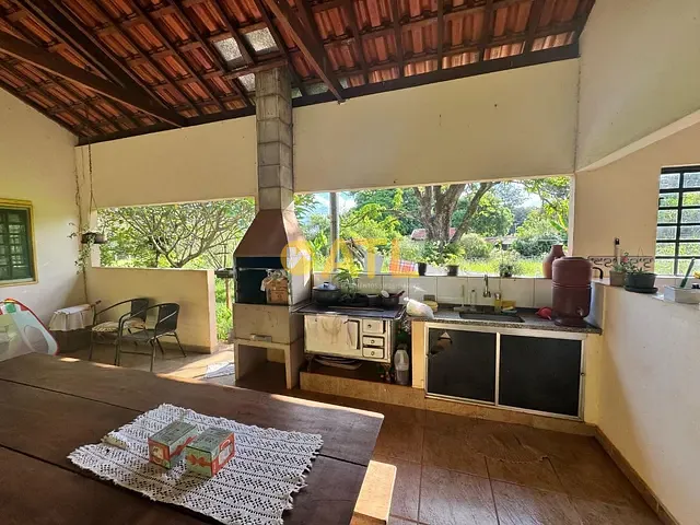 Chácara com 10628m² 3 quartos e 2 banheiros, à venda, no bairro Centro em Ourinhos