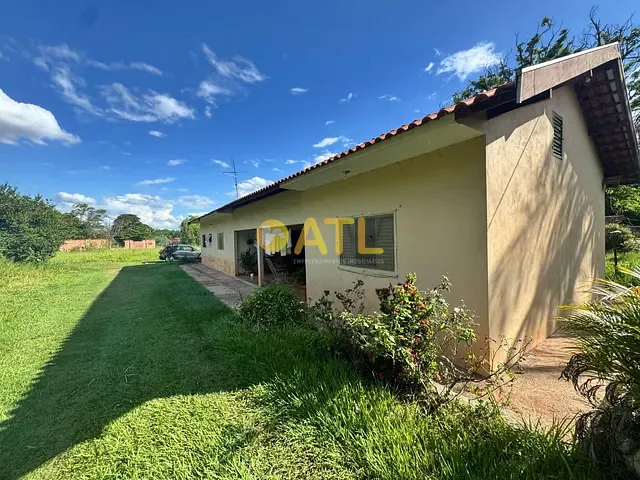 Chácara com 10628m² 3 quartos e 2 banheiros, à venda, no bairro Centro em Ourinhos