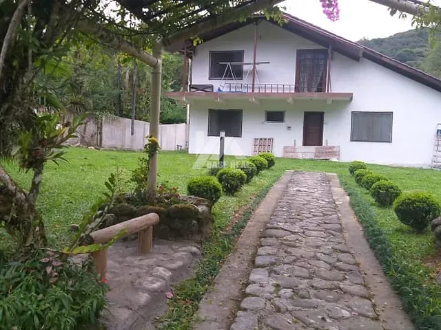 Chácara com 6000m², à venda, no bairro Esperança em Morretes