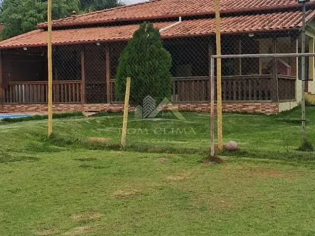 Chácara 3 quartos e 3 banheiros, à venda, no bairro Matias Barbosa em Matias Barbosa