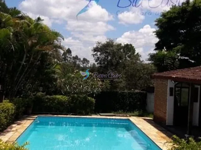 Chácara com 1672m² 5 quartos e 6 banheiros, à venda, no bairro Jardim Estância Brasil em Atibaia