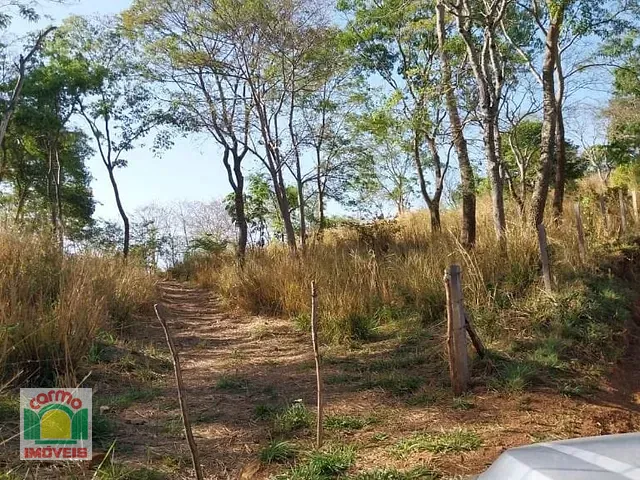 Chácara com 30000m², à venda, no bairro Nova Vila Jaiara em Anápolis
