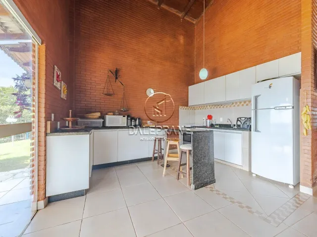 Chácara com 40000m² 11 quartos e 10 banheiros, à venda, no bairro DICAL em Luziânia