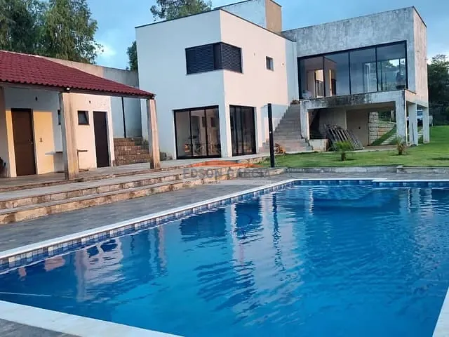 Chácara 4 quartos e 6 banheiros, à venda, no bairro Jurupara em Piedade