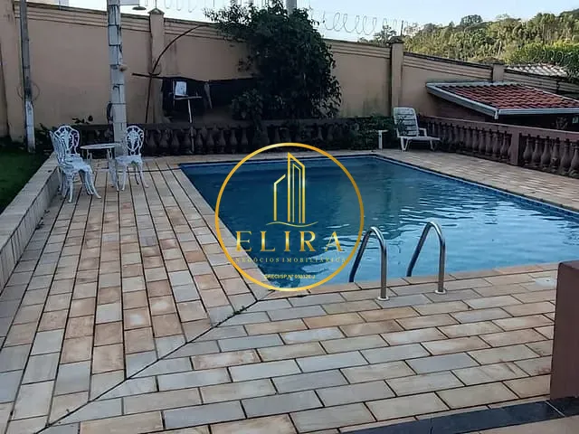 Chácara com 2200m² 2 quartos e 3 banheiros, à venda, no bairro Área Rural de Limeira em Limeira