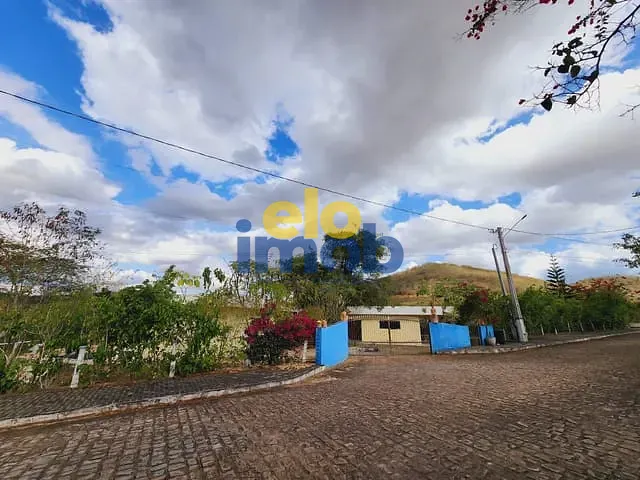 Chácara com 350m² 4 quartos e 5 banheiros, à venda, no bairro Serras do Vale em Caruaru