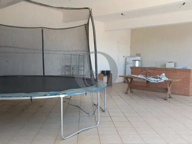 Chácara com 2034m² 4 quartos e 3 banheiros, à venda, no bairro Jardim Estancia Brasil em Atibaia