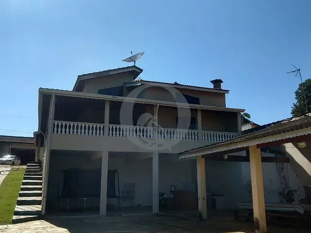 Chácara com 2034m² 4 quartos e 3 banheiros, à venda, no bairro Jardim Estancia Brasil em Atibaia
