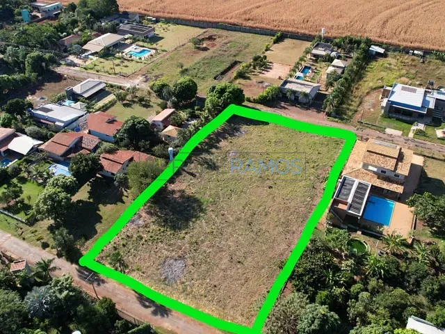Chácara com 4001m², à venda, no bairro Condomínio de Chácaras Estância Aroeira em Trindade