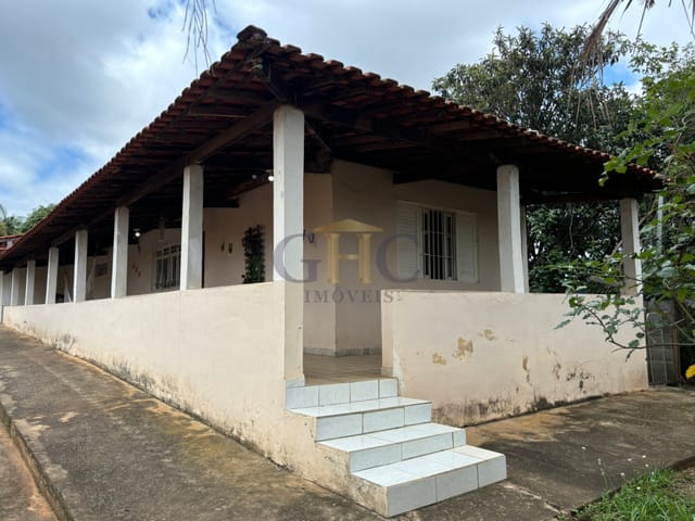 Chácara com 1000m² 5 quartos e 4 banheiros, à venda, no bairro Arco Íris em Salto de Pirapora