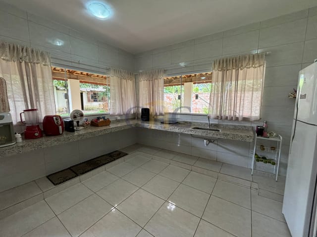 Chácara com 1000m² 5 quartos e 4 banheiros, à venda, no bairro Arco Íris em Salto de Pirapora