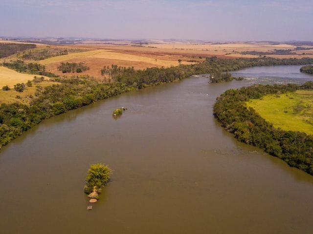 Foto do Chácara - Chácara à venda, na berra do rio Tibagi, próximo a Ilha do Baiano e o do pegadio , Jataizinho, PR | Guepardo Imob