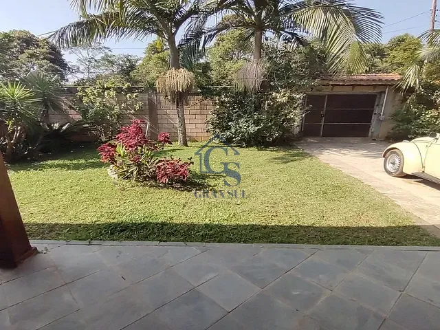 Chácara com 1500m² 5 quartos e 3 banheiros, à venda, no bairro Loteamento Chacaras Embu-Guacu em Embu-Guaçu