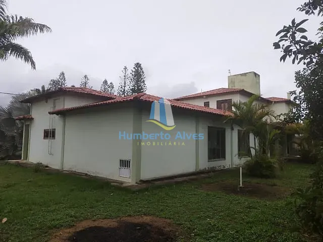 Chácara com 180000m² 5 quartos e 3 banheiros, à venda, no bairro Espírito Santo em Vitória da Conquista
