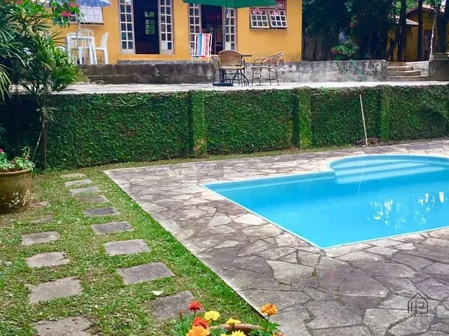 Chácara com 3322m² 3 quartos e 3 banheiros, à venda, no bairro Água Espraiada (Caucaia do Alto) em Cotia