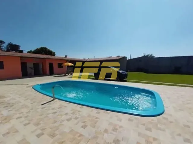 Chácara com 750m² 2 quartos e 3 banheiros, à venda, no bairro Loteamento Jardim Alberto Ronconi em Tremembé
