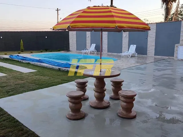 Chácara com 750m² 2 quartos e 3 banheiros, à venda, no bairro Loteamento Jardim Alberto Ronconi em Tremembé