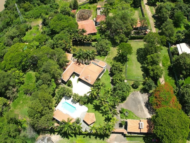 Chácara com 5000m² 4 quartos e 6 banheiros, à venda, no bairro Chácaras Novo México em Limeira