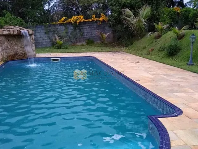 Chácara com 2000m² 4 quartos e 3 banheiros, à venda, no bairro Chácara Jaguari (Fazendinha) em Santana de Parnaíba