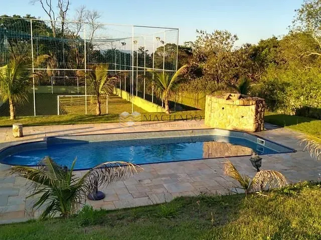 Chácara com 2000m² 4 quartos e 3 banheiros, à venda, no bairro Chácara Jaguari (Fazendinha) em Santana de Parnaíba