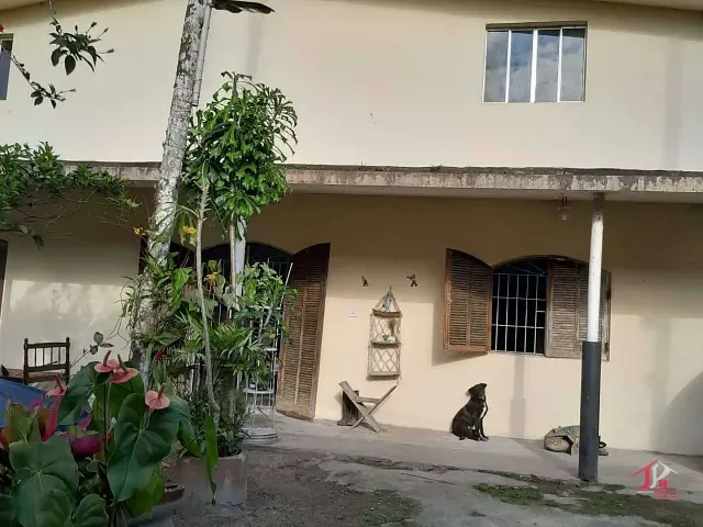 Chácara 2 quartos e 4 banheiros, à venda, no bairro Parque Vergara em Itanhaém