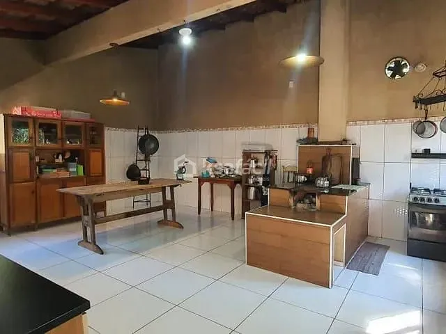Chácara com 6005m² 3 quartos e 3 banheiros, à venda, no bairro Chácara dos Poderes em Campo Grande