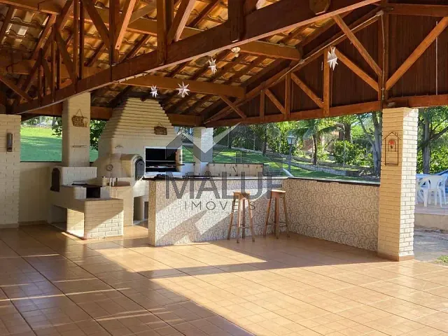 Chácara com 5200m² 4 quartos e 5 banheiros, à venda, no bairro Floresta Escura em São Pedro