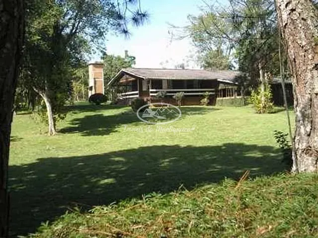 Chácara com 5156m² 4 quartos e 4 banheiros, à venda, no bairro Côrrego Frio (Penedo) em Itatiaia