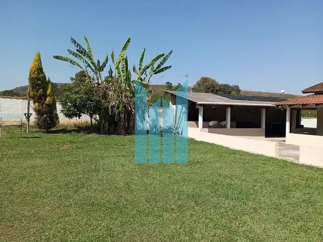 Chácara com 1700m² 3 quartos e 1 banheiro, à venda, no bairro Centro em Poços de Caldas