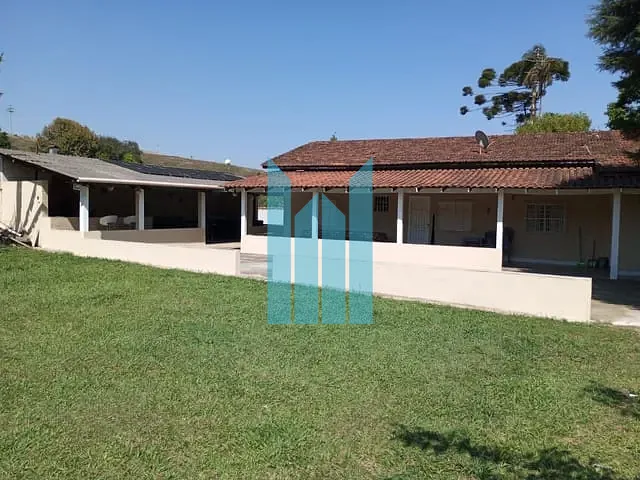 Chácara com 1700m² 3 quartos e 1 banheiro, à venda, no bairro Centro em Poços de Caldas