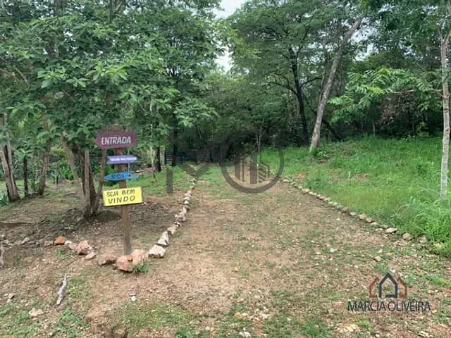 Chácara com 30000m² 3 quartos e 4 banheiros, à venda, no bairro Zona Rural em Chapada Dos Guimarães