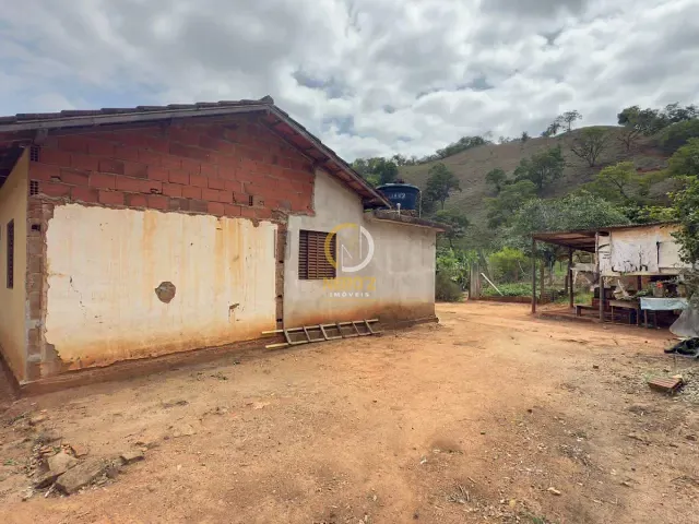 Chácara 2 quartos e 1 banheiro, à venda, no bairro Córrego do Parado em Iapu