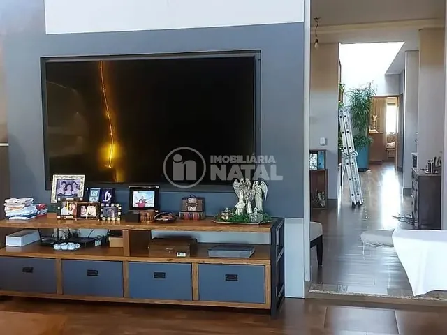 Chácara com 36300m² 5 quartos e 8 banheiros, à venda, no bairro ESPIRITO SANTO em Londrina
