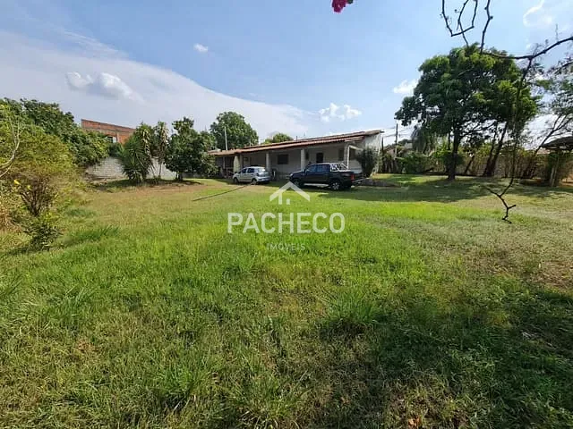 Chácara com 900m² 1 quarto e 1 banheiro, à venda, no bairro Chácara Recreio Cruzeiro do Sul em Santa Bárbara d'Oeste