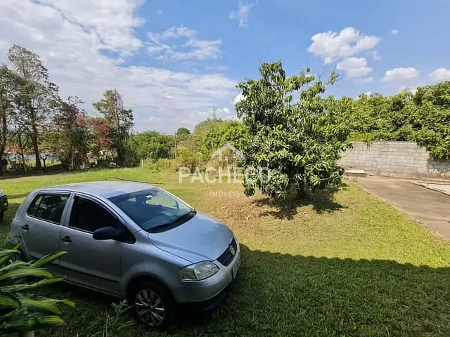 Chácara com 900m² 1 quarto e 1 banheiro, à venda, no bairro Chácara Recreio Cruzeiro do Sul em Santa Bárbara d'Oeste