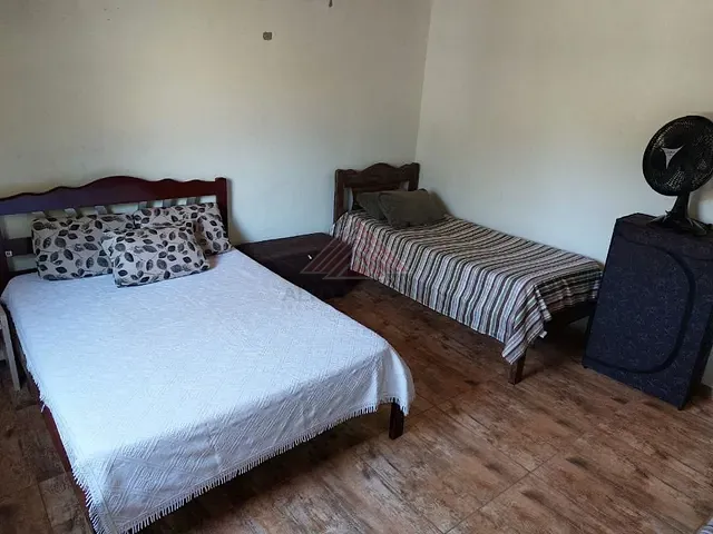Chácara com 2000m² 2 quartos e 2 banheiros, à venda, no bairro Zona Rural em Salto de Pirapora