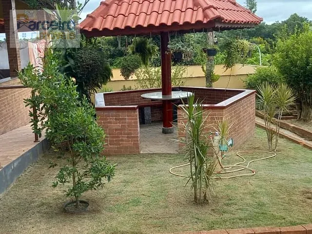 Chácara com 1600m² 2 quartos e 3 banheiros, à venda, no bairro Jardim Cananéia em Pilar do Sul