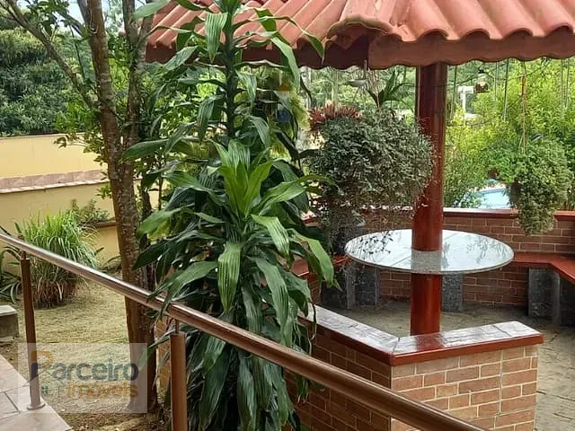 Chácara com 1600m² 2 quartos e 3 banheiros, à venda, no bairro Jardim Cananéia em Pilar do Sul