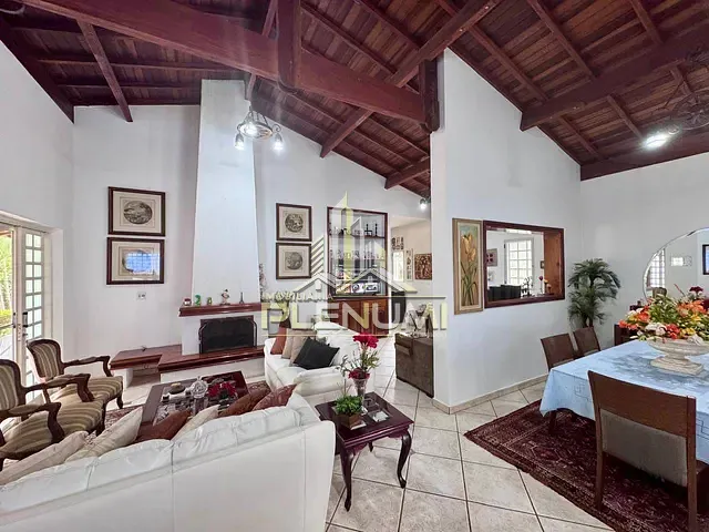 Chácara com 1040m² 3 quartos e 4 banheiros, à venda, no bairro Zona Rural em Ipeúna
