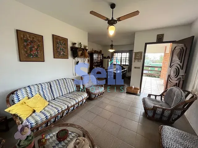 Chácara com 155m² 3 quartos e 3 banheiros, à venda, no bairro Área Rural de Elias Fausto em Elias Fausto