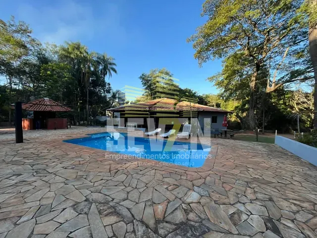 Chácara com 7005m² 2 quartos e 2 banheiros, à venda, no bairro Clube dos Trinta em Pederneiras