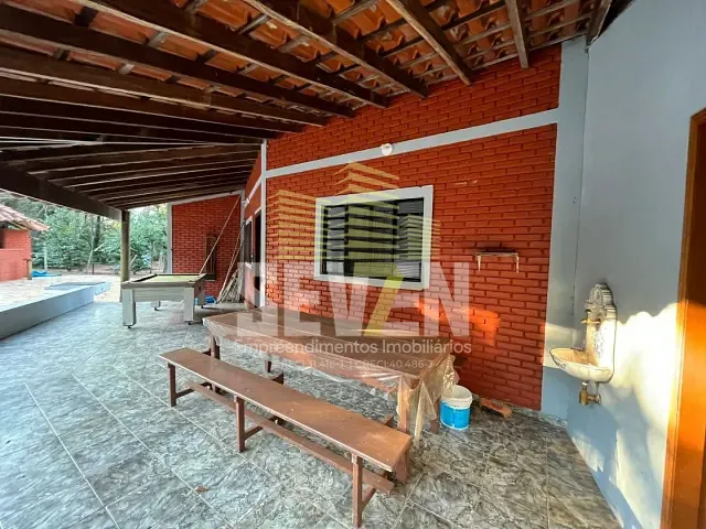 Chácara com 7005m² 2 quartos e 2 banheiros, à venda, no bairro Clube dos Trinta em Pederneiras