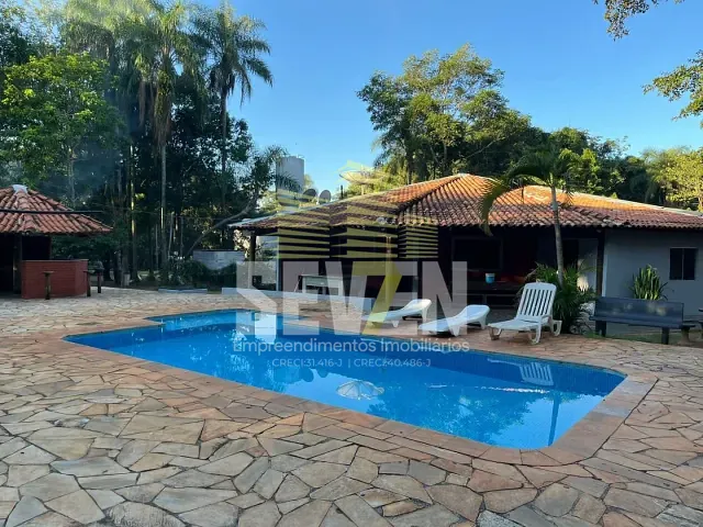 Chácara com 7005m² 2 quartos e 2 banheiros, à venda, no bairro Clube dos Trinta em Pederneiras