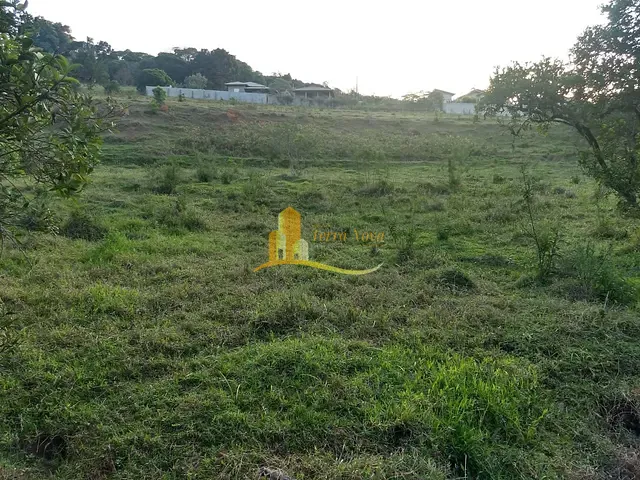 Chácara com 3000m² 2 quartos e 1 banheiro, à venda, no bairro Loteamento Vale das Flores em Atibaia