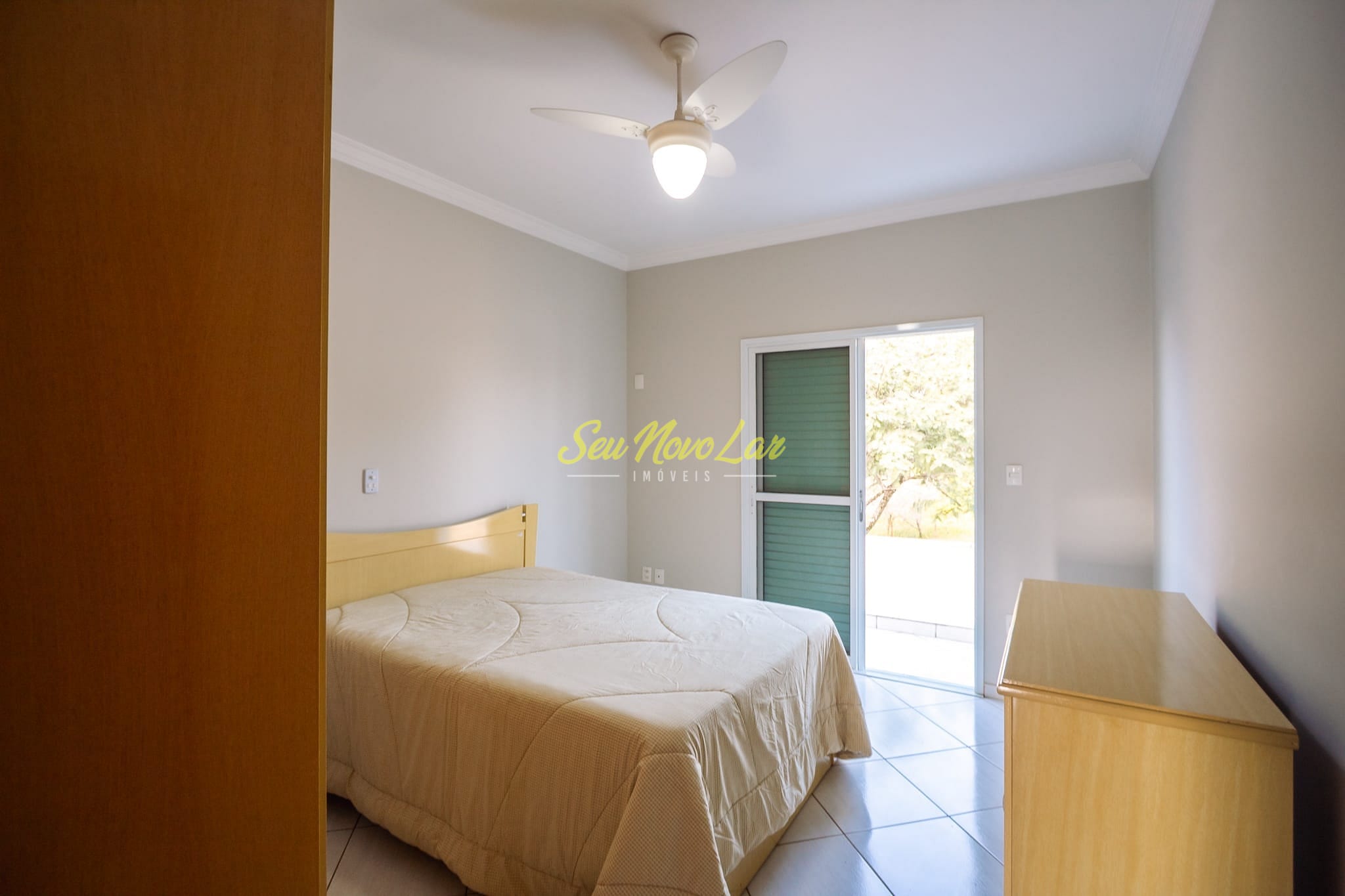 Sítio, 4 quartos, 1000 m² - Foto 11