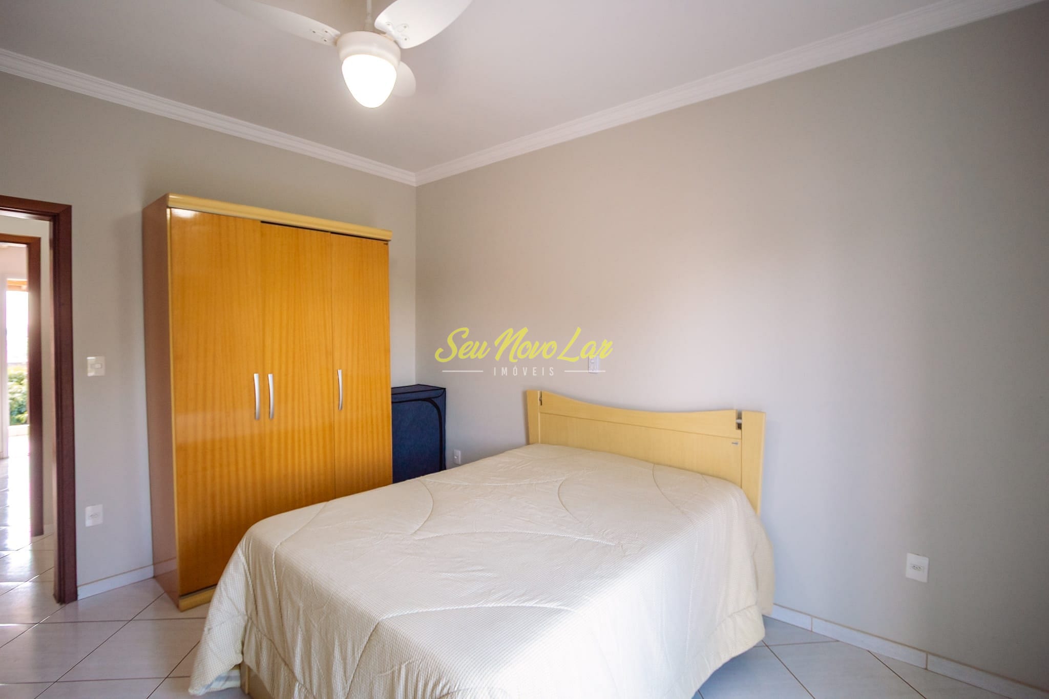 Sítio, 4 quartos, 1000 m² - Foto 12