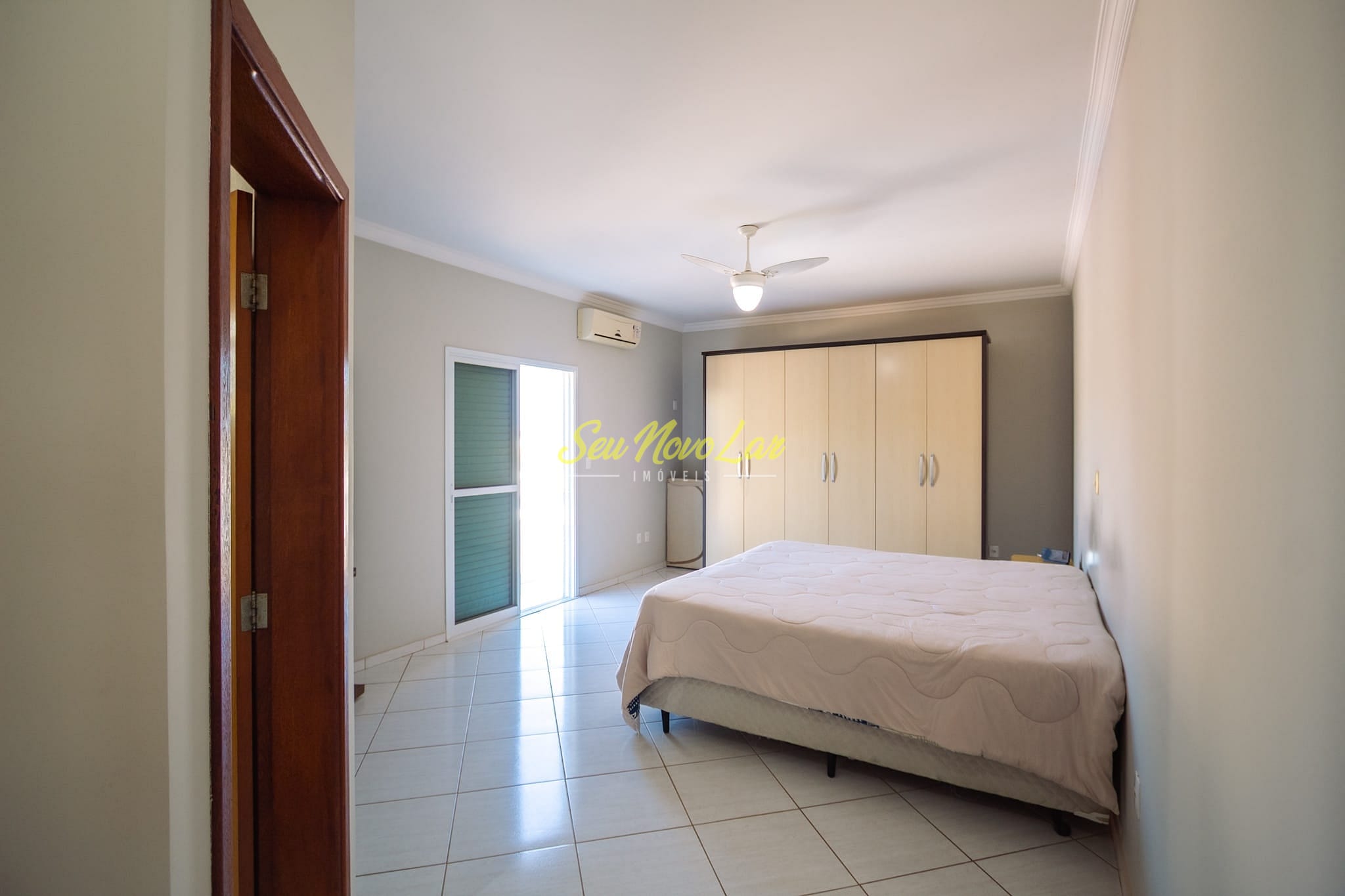 Sítio, 4 quartos, 1000 m² - Foto 15