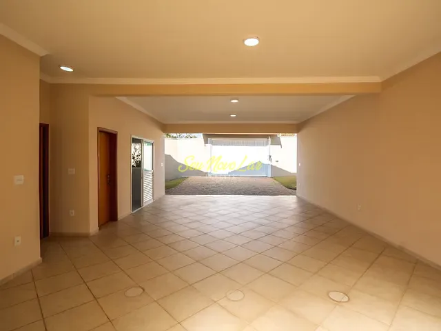 Chácara com 1000m² 4 quartos e 4 banheiros, à venda, no bairro Terras de Itaici em Indaiatuba